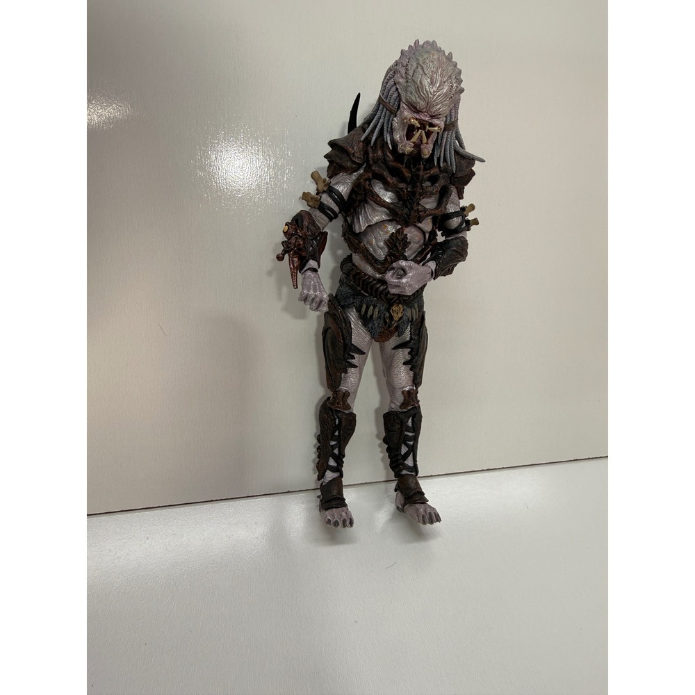 NECA Predator Alpha Predator 100th Edition Action Figure 8 Inch Unmasked